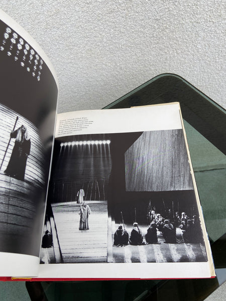 Knyga „Teatro alla Scala“