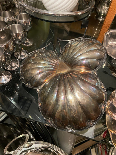 KRIAUKLĖS FORMOS SERVIRAVIMO INDAS