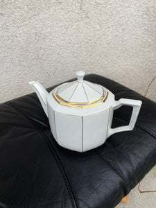 ART DECO ARBATINUKAS