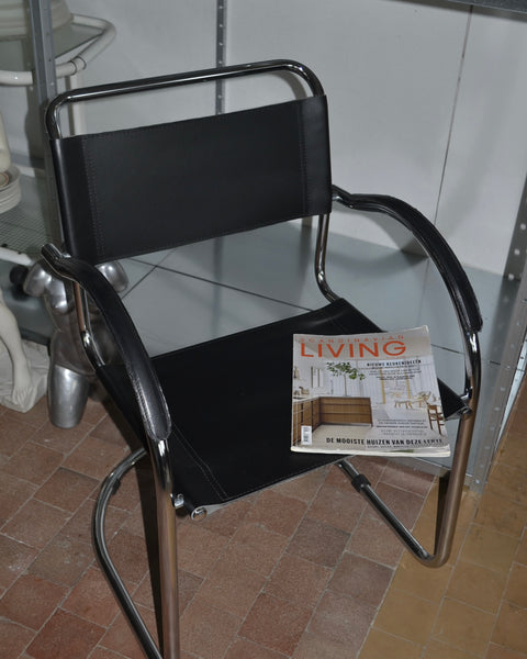 Bauhaus stiliaus kėdė