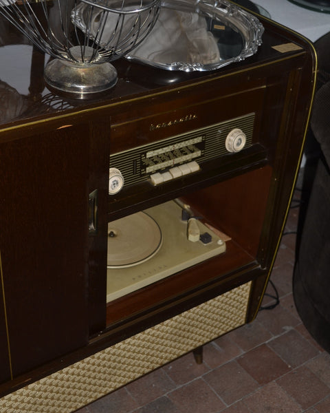 60’s KONSOLĖ