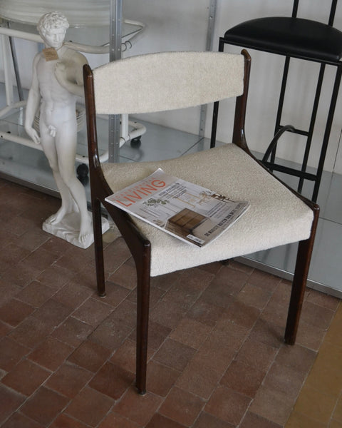 Minimalistinio dizaino kėdė