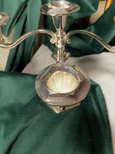 KLASIKINĖ PENKIAŠAKĖ ŽVAKIDĖ