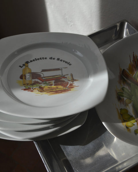„La Raclette Traditionnelle“ lėkščių rinkinys