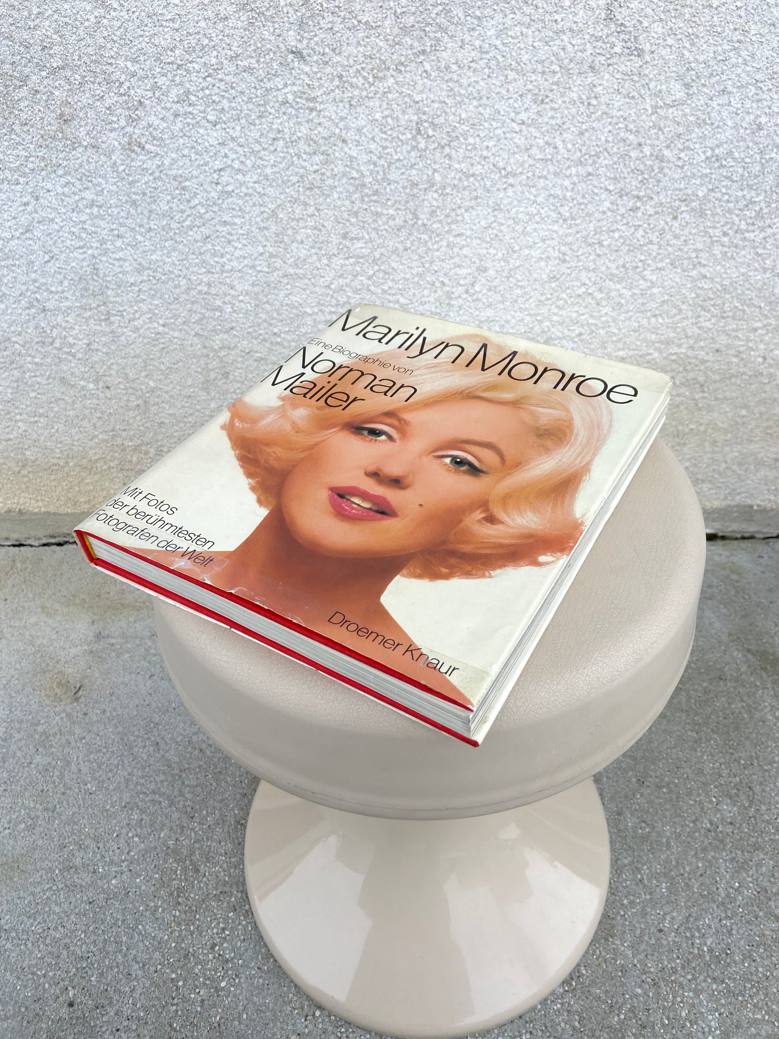 MARILYN MONROE