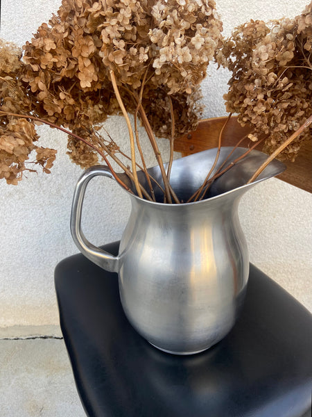 VOLLRATH PITCHER