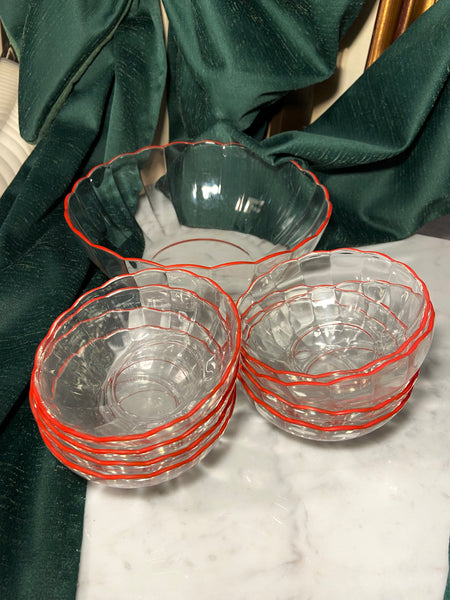 DUBENĖLIAI RAUDONU KRAŠTELIU