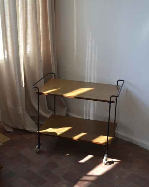 Mid-Century serviravimo staliukas „Ilse Möbel“ (Modelis 3328)