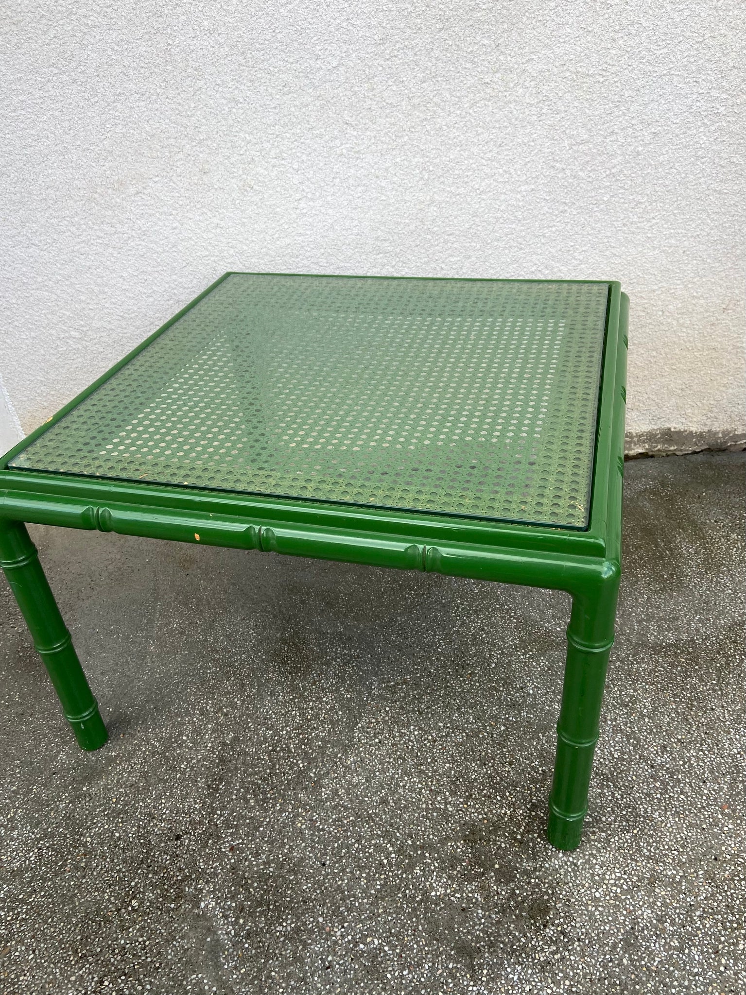 ŽALIAS STALIUKAS SU RATANU