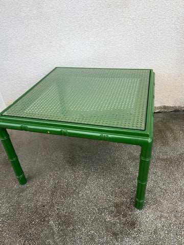 ŽALIAS STALIUKAS SU RATANU