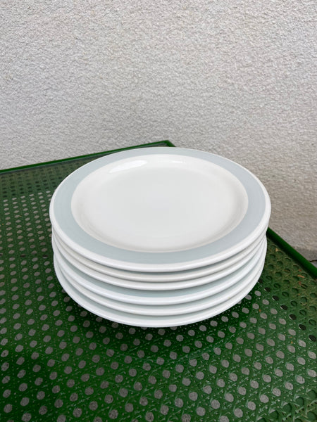 MINIMALISTINĖS LĖKŠTĖS