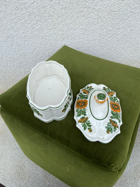 RANKOMIS DEKORUOTA DĖŽUTĖ