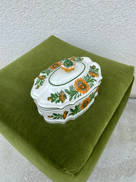 RANKOMIS DEKORUOTA DĖŽUTĖ