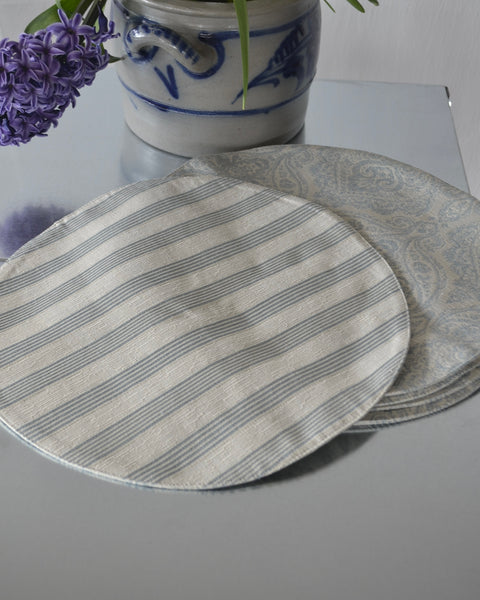 APVALIOS DVIPUSĖS SERVETĖLĖS