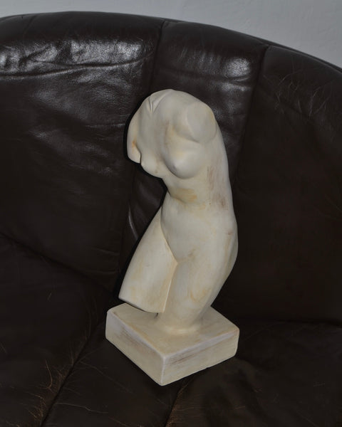 MOTERS FIGŪRA