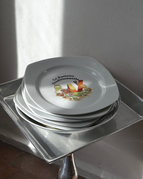 „La Raclette Traditionnelle“ lėkščių rinkinys