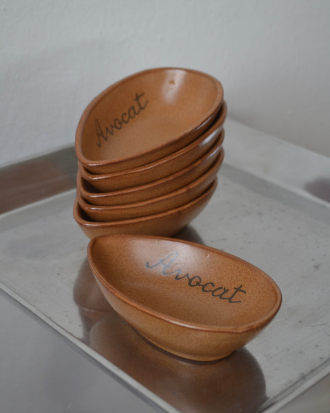 Indelis avokadui