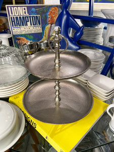 METALINĖ PIRAMIDĖ